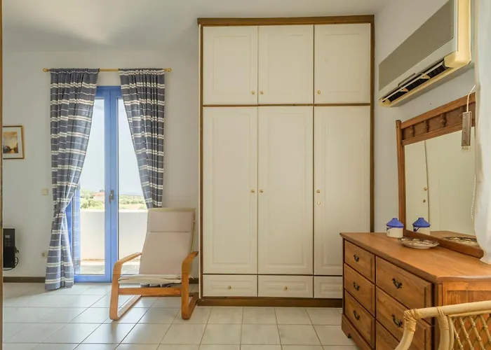 Olive Tree Horizon Дом отдыха Пилос